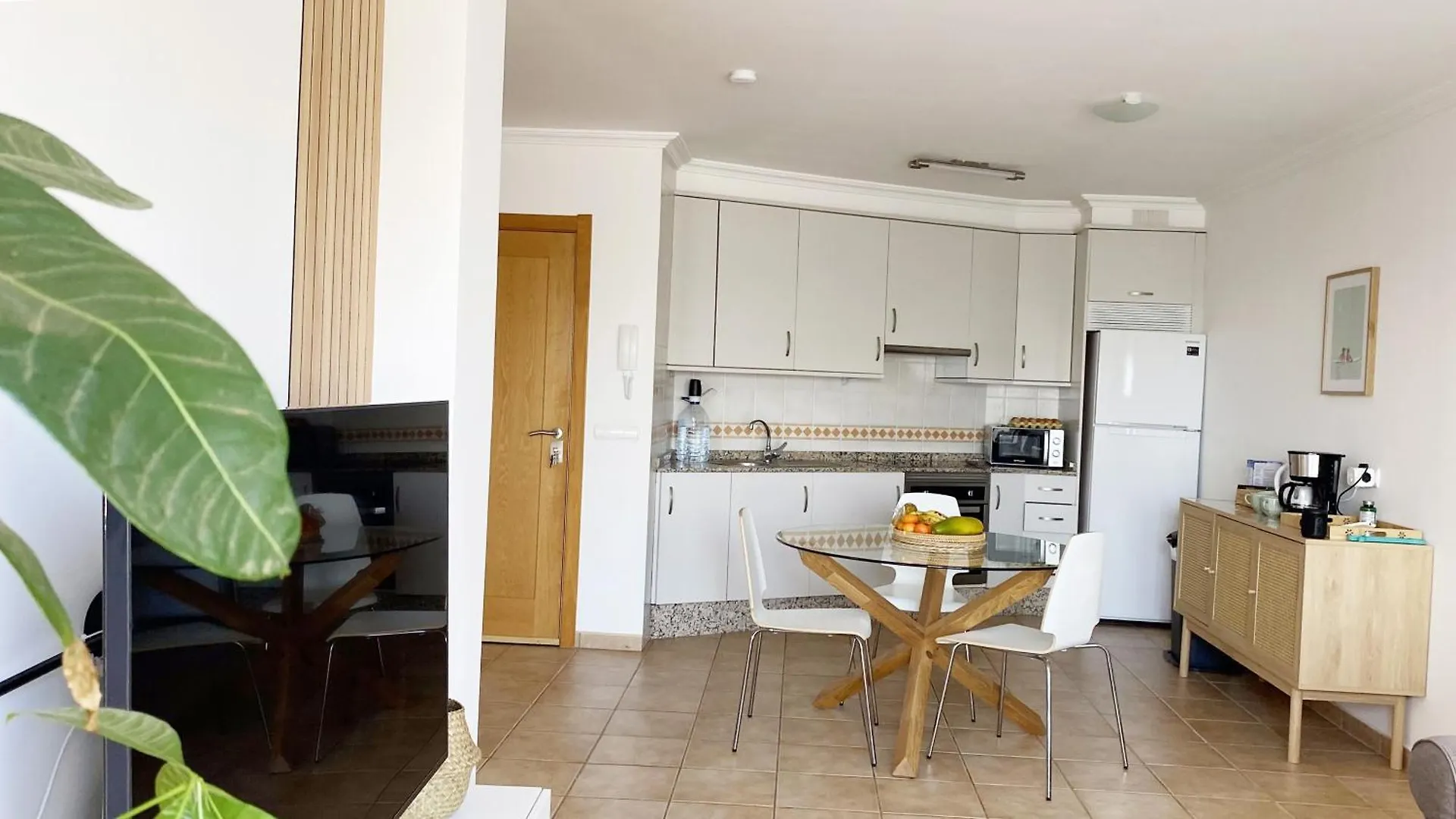 Bow Penthouse, On The Best Beach In El Medano La Tejita Apartment