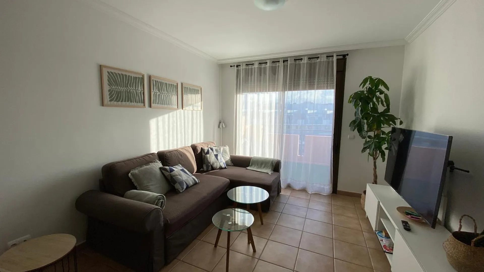 Bow Penthouse, On The Best Beach In El Medano La Tejita